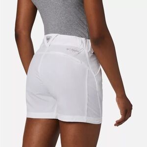 NEW Columbia large white shorts PFG UPF 30 sun protection women’s fishing